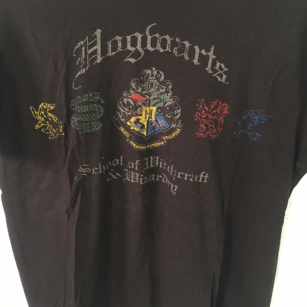 Black Harry Potter Hogwarts Short Sleeve Tee - Picture 2 of 4